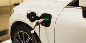 alargar-vida-util-bateria-coche-electrico-greenlux
